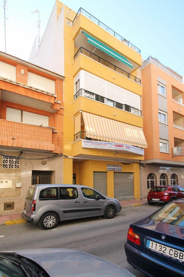 Zoa Happy Vacations Apartment Torrevieja Bagian luar foto